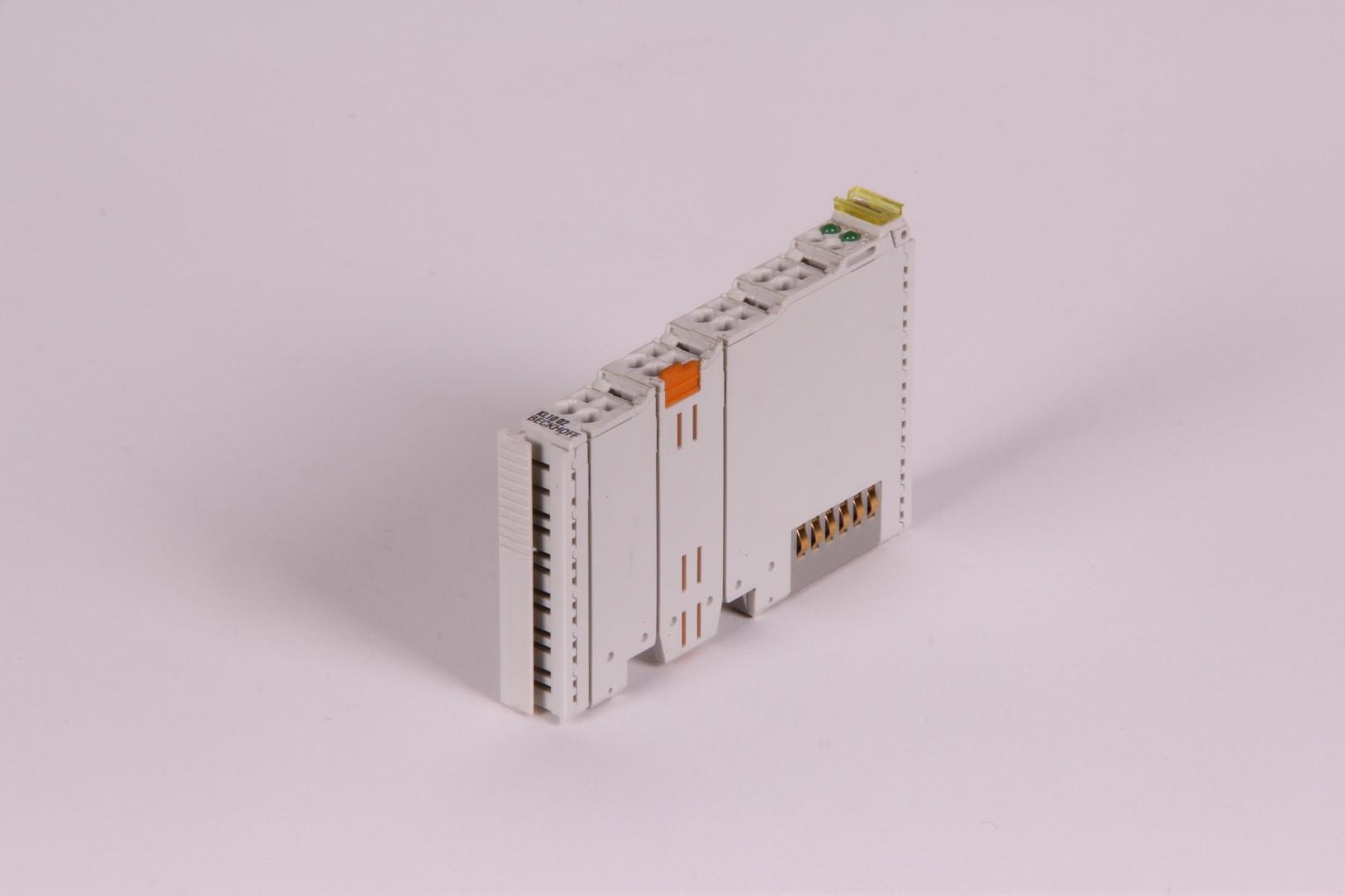 KL1002