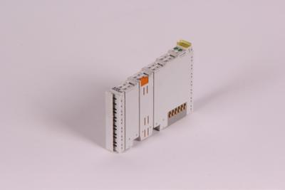 KL1002