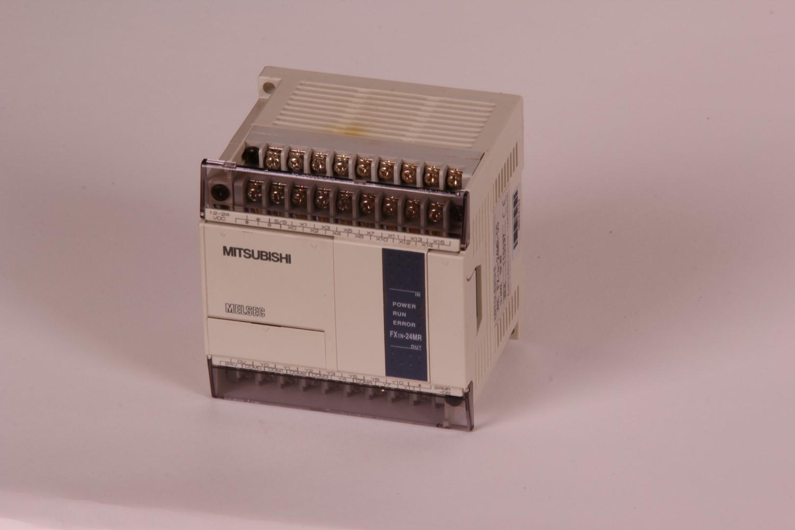 FX1N-24MR-DS